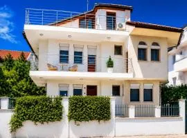 Summerbreath Apartments