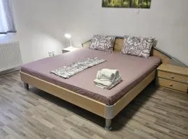 Seventeen -Apartament la casa