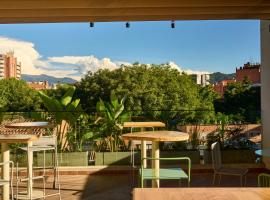 beminimal jardines: Medellín'de bir otel