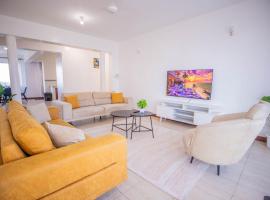 Cozy 3BR Seaview Pentahouse in Nyali, Mombasa, hotel i Frere Town
