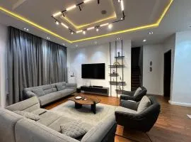 DOD Residence I Cozy 3BR with Fast Wifi