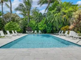 Walkable Home w/ Deck, Office & More in Key West