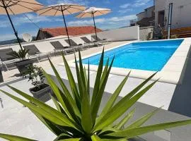 Apartments Vida mit Pool