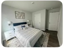 Luxury Room In McDonough