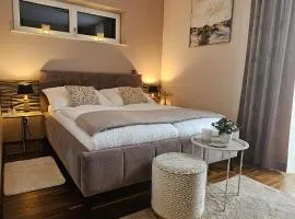 Thea Golden Boutique