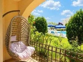 Spacious 3BR Sea View Apt - Ground Fl - 50m to Sea