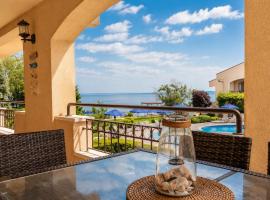 3BR Sea View Apartment -2nd Fl - 50m from the Sea, Hotel in Topola