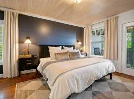 Historic Riverview Inn One