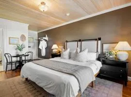 Historic Riverview Inn Five