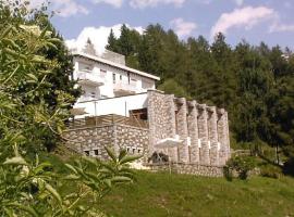 Albergo Ristorante Sargas, hotel v destinaci Cevo