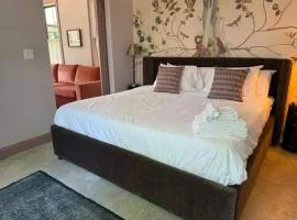Coral Bells - Cozy One Bedroom Villa at Petite Acres