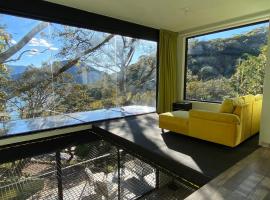 Loft hermoso entre el bosque, vista al Lago.、バジェ・デ・ブラボのホテル