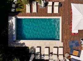 Villa Avril Gîte Privé Luxe 15 pers- deux piscines intérieure, extérieure-sauna -proche Europapark – hotel w mieście Sélestat