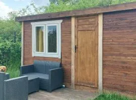 Domek GLAMPING na Polu namiotowym RADOŚĆ