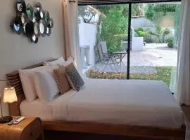 Esensia Boutique Studio