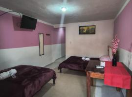 Hotel Xunan kab, hotel v mestu Candelaria