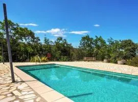 Apaisante Villa Piscine