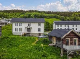 3 Bedroom Cozy Home In Ålen