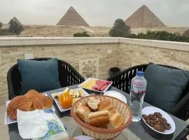 Casa pyramids hotel