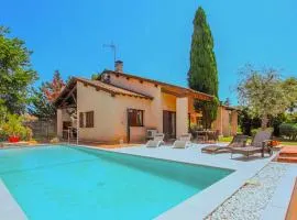 Beautiful Home In Meyzieu