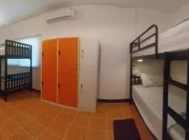 Honey You HOSTEL