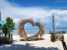 Lipe Beach Resort
