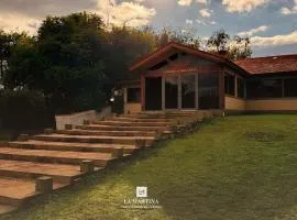 LA MARTINA - Complejo Comercial y Turístico