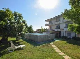 Beautiful Apartment In Ricadi With Wifi