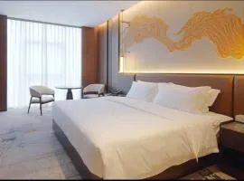 Howard Johnson By Wyndham Guotou Plaza Zigong
