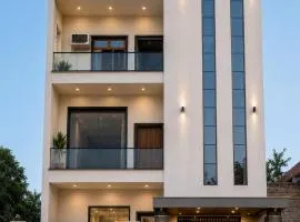 Hotel A V Palace