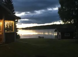 Idyllic cottage with lake view