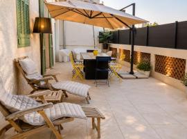Sunset Villa atypical with air conditioning, hotell i Nice
