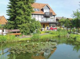 Hotel Auf Dem Langenhof Wunstorf، فندق في فونستورف