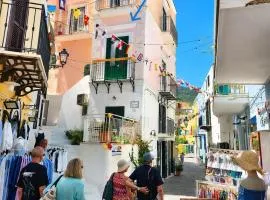 Maridea - Il Balcone sulla Storia
