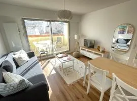 L'Armor apartment with terrace and parking