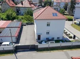 CASA BOX PREMIUM free garage