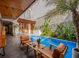 Carol Villa 2 , 5BR, Pool, My Khe Beach