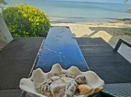 Koh Samed Lungdam Hutbeach เกาะเสม็ดลุงดำฮัทบีช