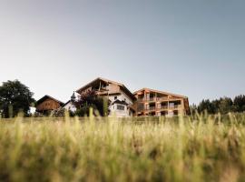 Hotel Kompatscherhof, hotel v destinácii Luson