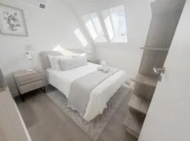 Peace of Mountain - Cozy 2 Bedroom family apartment with Mountain View