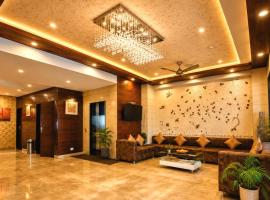 Opulence Inn - 500 Meters From Railway Station, hotel en Udaipur