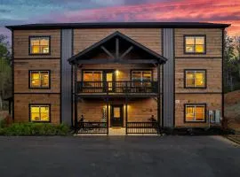 The Grand Smoky Lodge