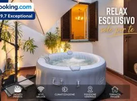 Zen Retreat per Coppie con Jacuzzi - Dehor e Garage Privato - Check in Automatico e Climatizzatore