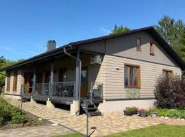 Viesu māja Liepas