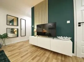 Modern, atmospheric apartment with air conditioning