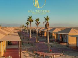 Kal Tenere Luxury Camp, hotel i El Karia