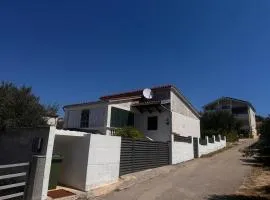 Holiday Home Mirta