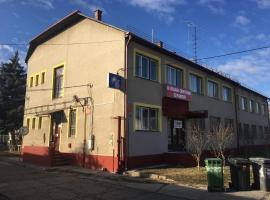 Centrum Panzió, ubytovanie typu bed and breakfast v destinácii Kaposvár