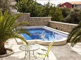 Villa Petrovac Guesthouse Rooms