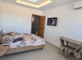 Dar Lebharr Studio, hotel en Kelibia